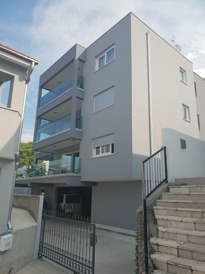 Apartmani Marija Башка-Вода Экстерьер фото